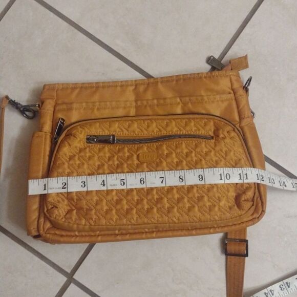 Lug Shimmy Quilted Crossbody Bag Amber Yellow Gold - Picture 11 of 13